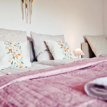 Apartament Retrochata By Housine,pl