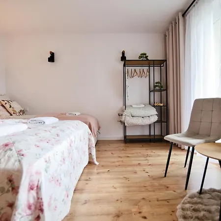 Apartament Retrochata By Housine,pl *